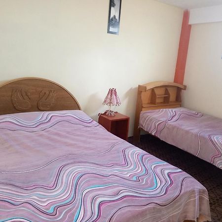 Hostal Puerto Alegre Copacabana  Buitenkant foto