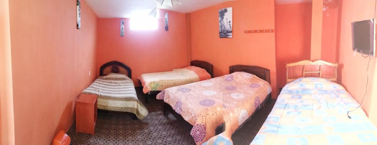 Hostal Puerto Alegre Copacabana  Buitenkant foto